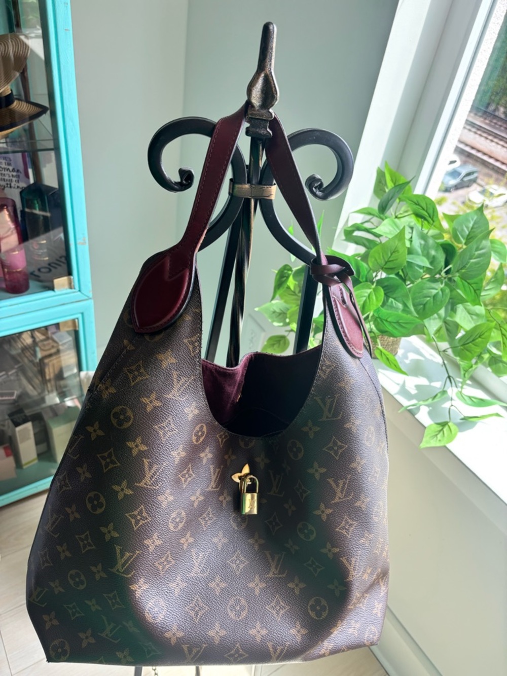 Louis Vuitton Monogram Flower Hobo with Burgundy Trim ~ Authentic - Picture 2 of 16